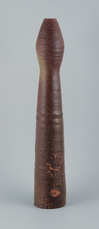 Mobach, Holland, large unique ceramic vase. Tall and slim vase in shades of brown. - 2
