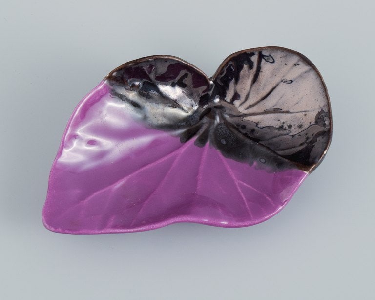 Vallauris, France, three leaf-shaped dishes in brightly colored glazes in shades of pink, violet and - 5