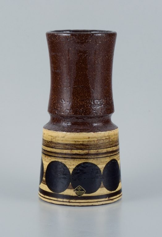 Olle Alberius for Rørstand, Atelje, hand-painted ceramic vase decorated with circles. - 3