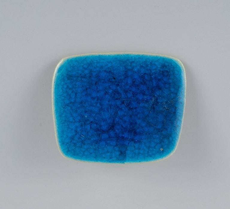 Ole Bjørn Krüger (1922-2007), Danish sculptor and ceramicist. Four unique brooches in - 3