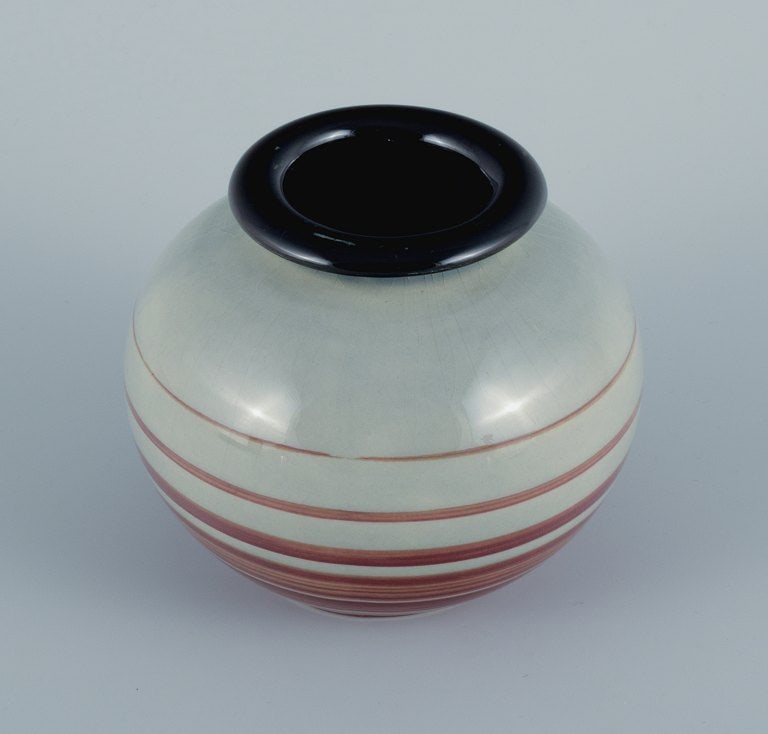 Ilse Claesson for Rörstrand, hand painted art deco vase in earthenware. - 3
