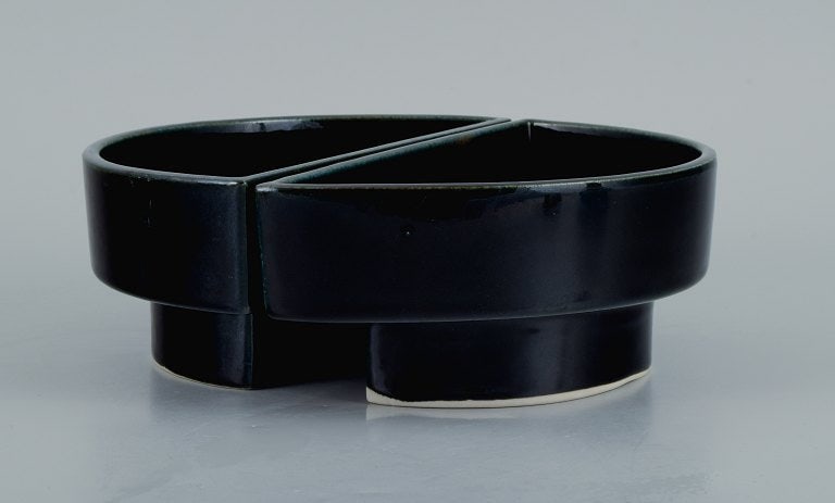European studio potter. Two-piece unique bowl in black glaze. - 3