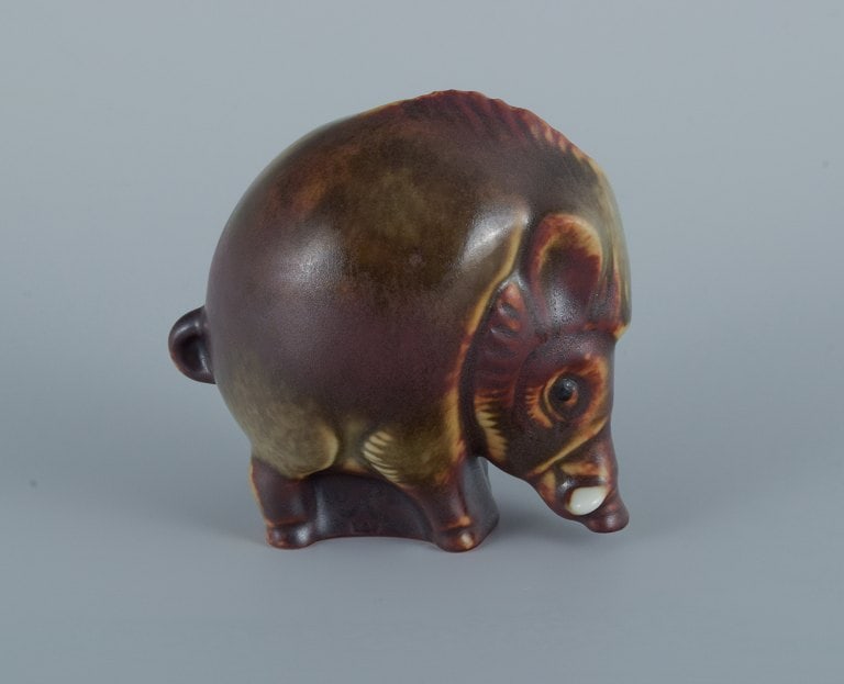 Gösta Grähs for Rörstrand (active 1982-1986), wild boar in ceramic. - 2