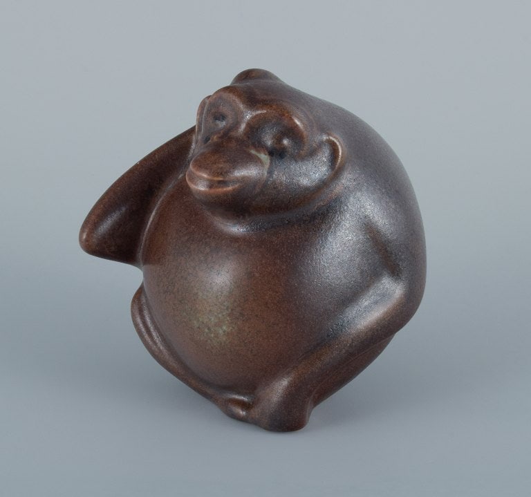 Gösta Grähs for Rörstrand (active 1982-1986), monkey in ceramic. - 4