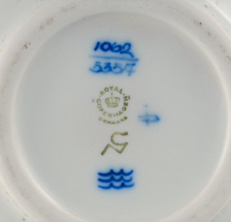 Nils Thorsson for Royal Copenhagen, earthenware vase. 1980s - 7