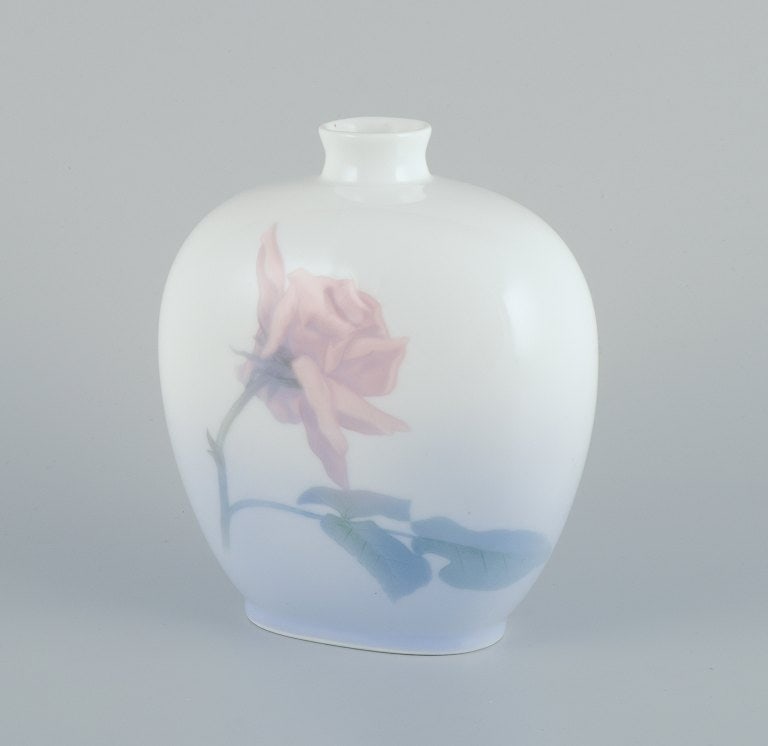 Royal Copenhagen, Art Nouveau porcelain vase decorated with a flower and dragonfly motif. - 2