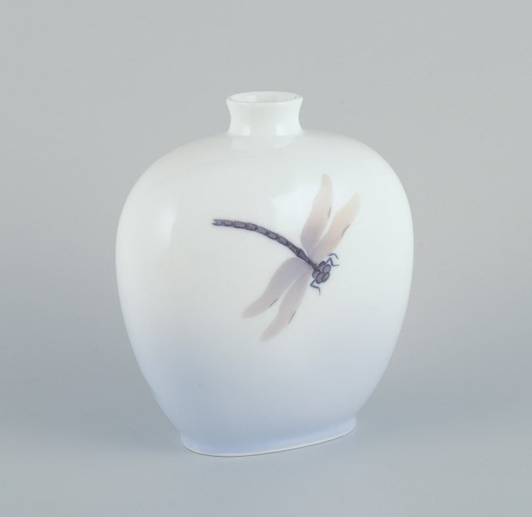 Royal Copenhagen, Art Nouveau porcelain vase decorated with a flower and dragonfly motif. - 3