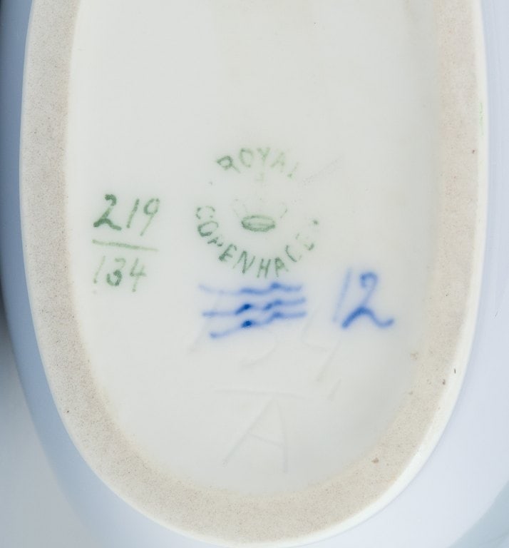 Royal Copenhagen, Art Nouveau porcelain vase decorated with a flower and dragonfly motif. - 7
