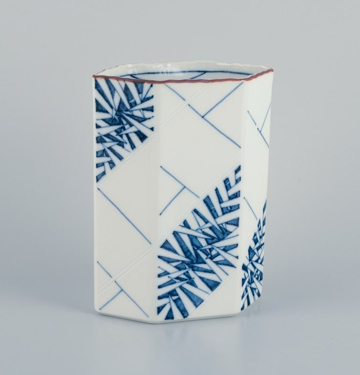 Anne Marie Trolle for Royal Copenhagen, porcelain vase in a modernist style. - 2
