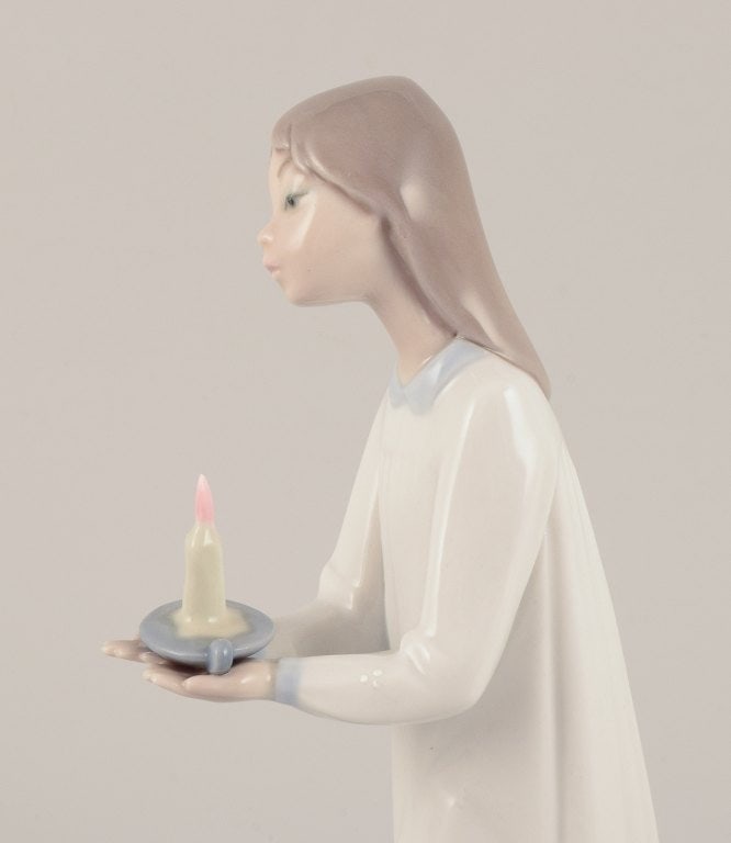 Lladro, Spain. Two porcelain figurines. Girl with a nightstand lamp and an angel figurine with a - 5