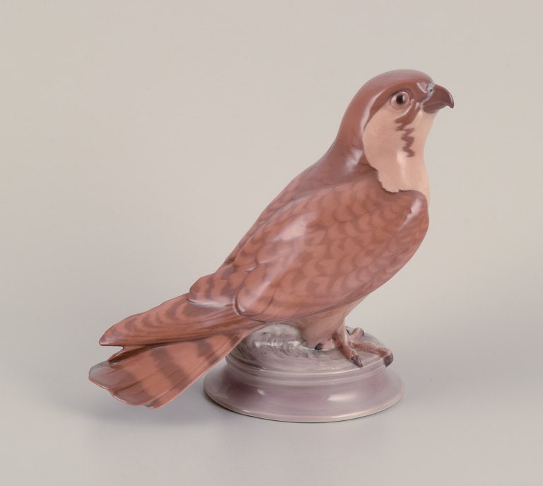 Dahl Jensen for Bing & Grøndahl, porcelain figurine of a kestrel. - 3