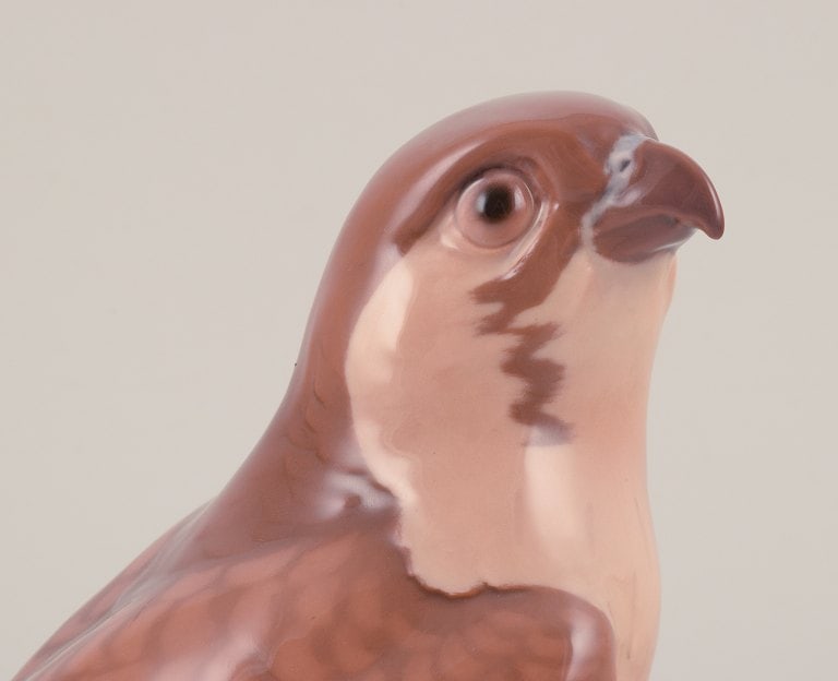 Dahl Jensen for Bing & Grøndahl, porcelain figurine of a kestrel. - 5
