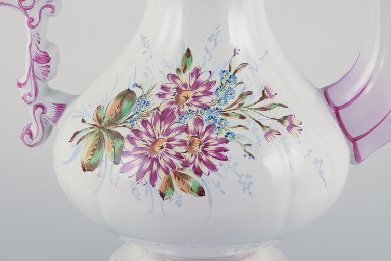 Emile Gallé (style of). Large coffee pot in faience with motifs of flowers and insects. - 6
