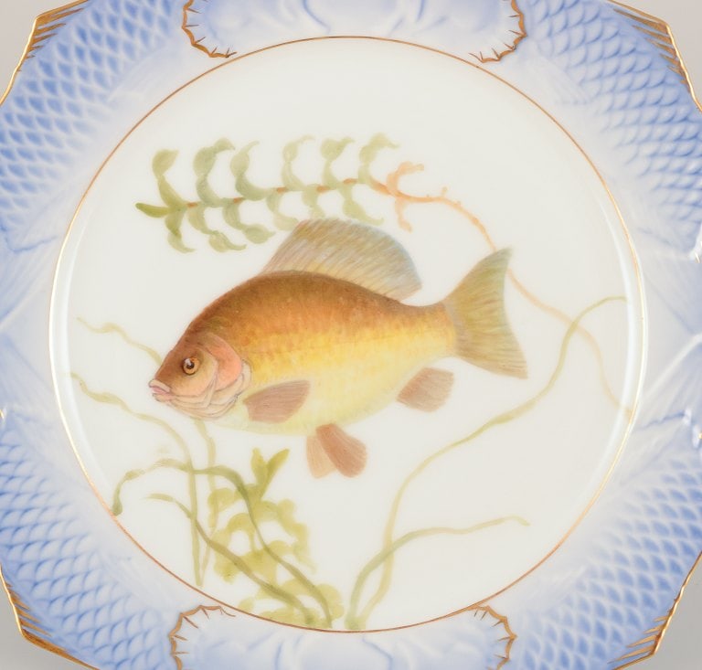 Royal Copenhagen Fauna Danica fish plate. Hand-painted fish motif with gold decoration. - 3