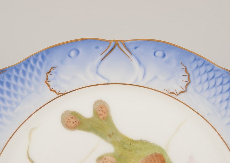 Royal Copenhagen Fauna Danica fish plate. Hand-painted fish motif with gold decoration. - 5