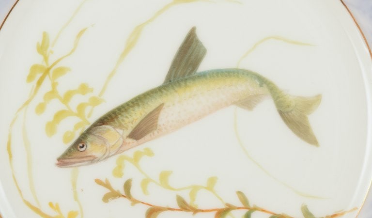 Royal Copenhagen Fauna Danica fish plate. Hand-painted fish motif with gold decoration. - 4