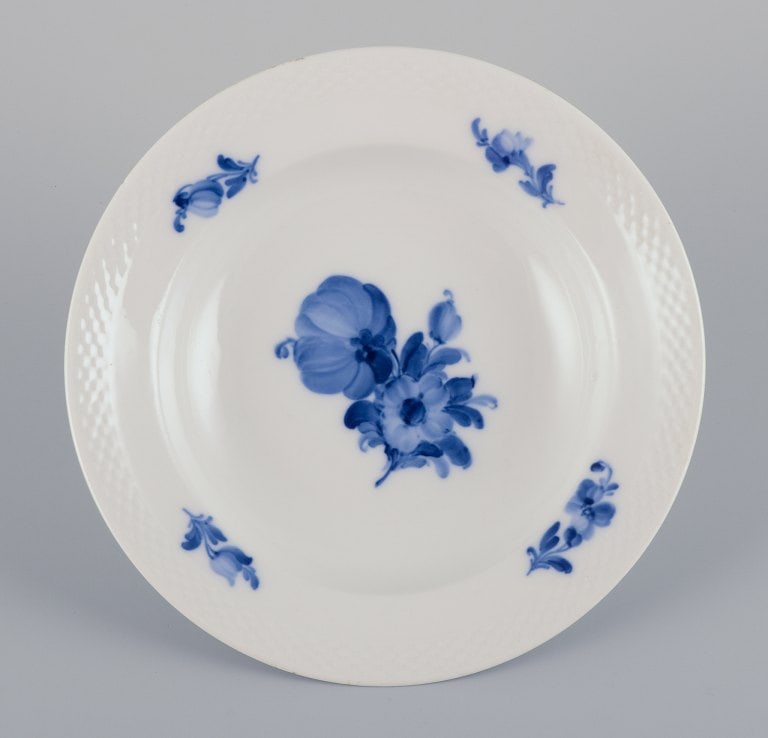 Royal Copenhagen Blue Flower Braided. Three deep plates. Model 10/8105 and 10/8107. - 4