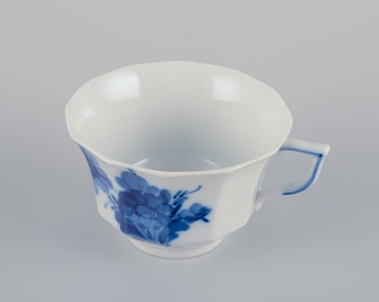 Royal Copenhagen Blue Flower Angular. A set of six coffee cups with saucers. - 5