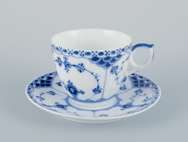 Royal Copenhagen Blue Fluted Half Lace. A set of six coffee cups with saucers. - 3