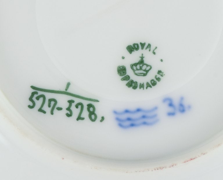 Royal Copenhagen Blue Fluted Half Lace. A set of four coffee cups with saucers. - 9