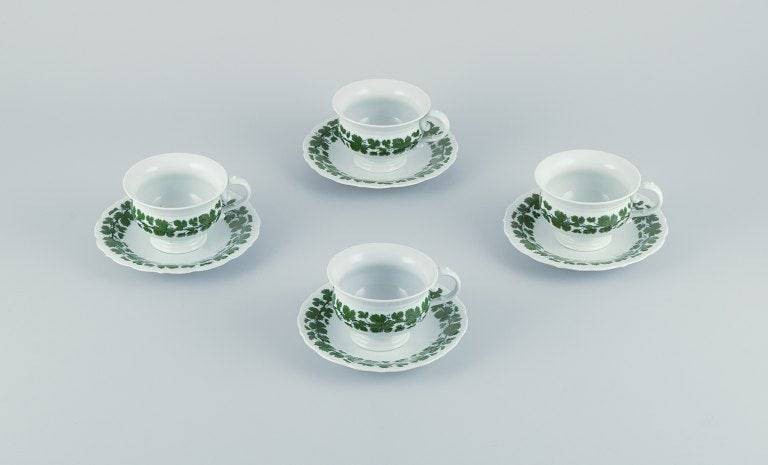 Meissen, Germany, Green Ivy Vine, a set of four large coffee cups and saucers. - 4