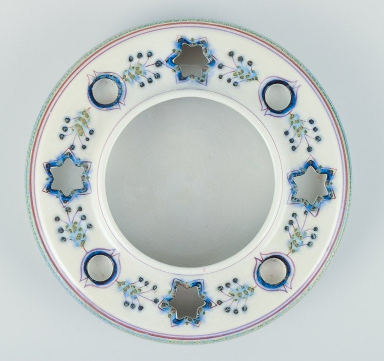 Berte Jessen for Aluminia. Advent wreath in faience. Hand-painted. - 3