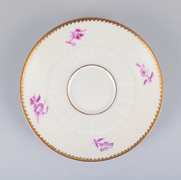 Bing & Grøndahl, Denmark. A set of six demitasse cups with saucers decorated with floral motifs - 6