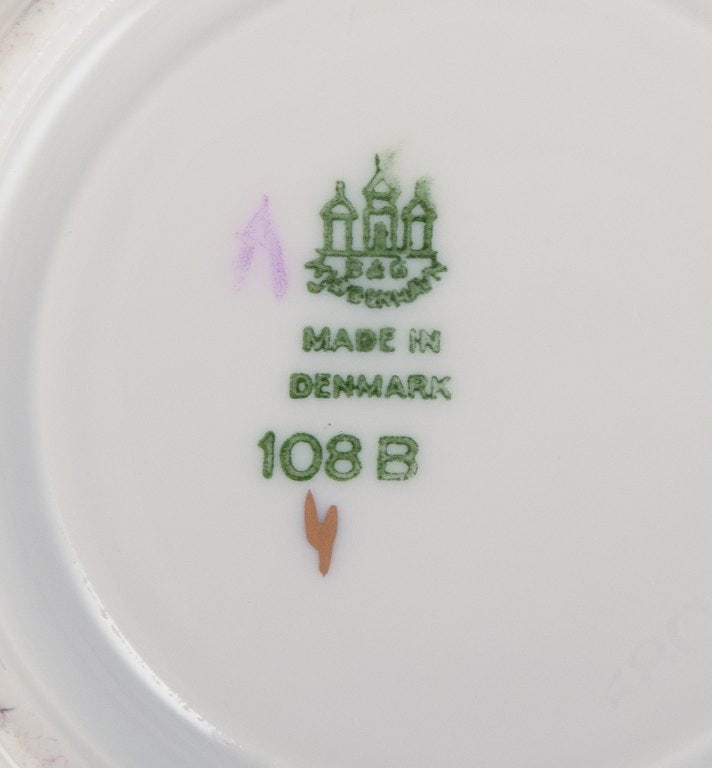 Bing & Grøndahl, Denmark. A set of six demitasse cups with saucers decorated with floral motifs - 8