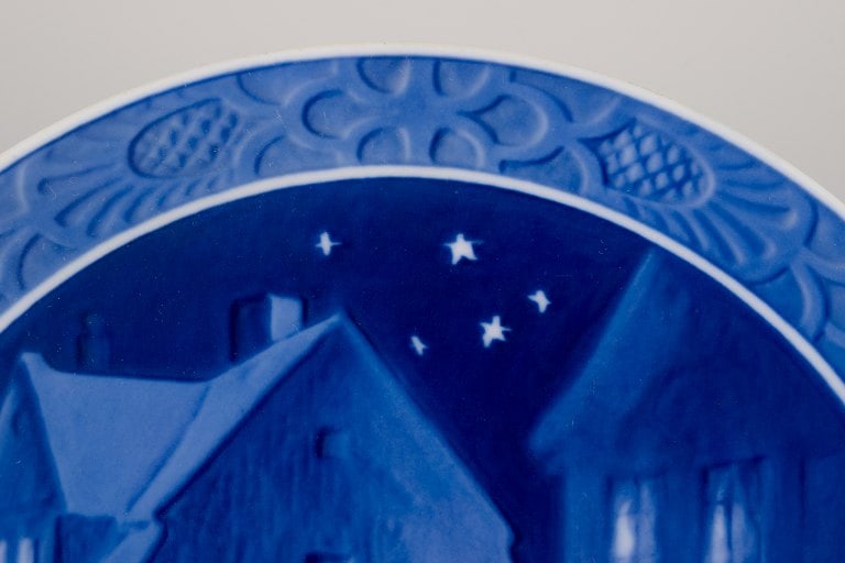 Royal Copenhagen Christmas Plate from 1925. - 5