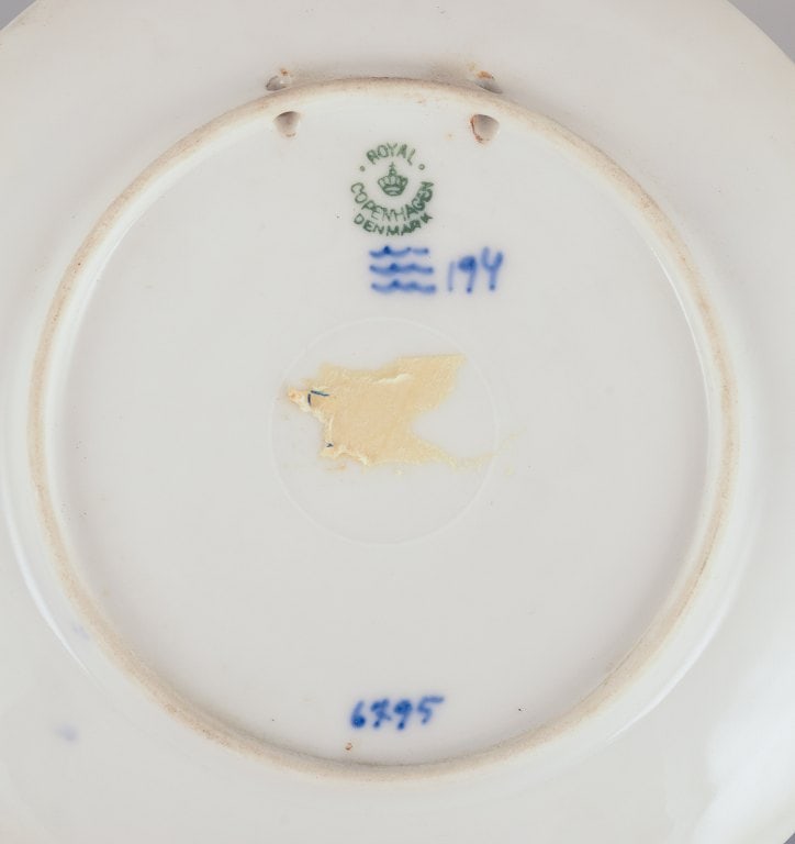 Royal Copenhagen Christmas Plate from 1925. - 6