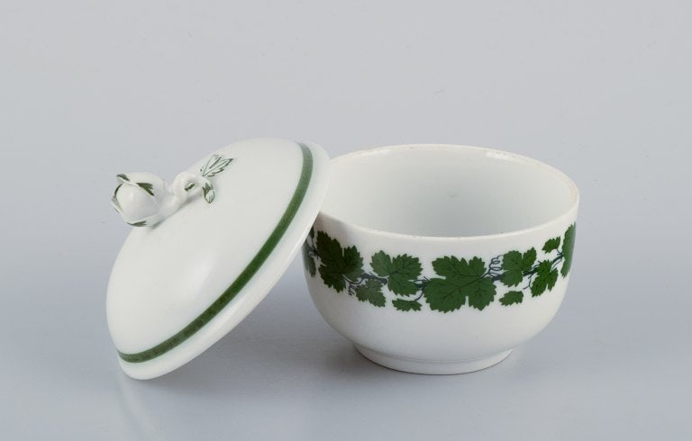 Meissen, Germany, Green Ivy Vine, sugar bowl and creamer. Hand-painted. - 7