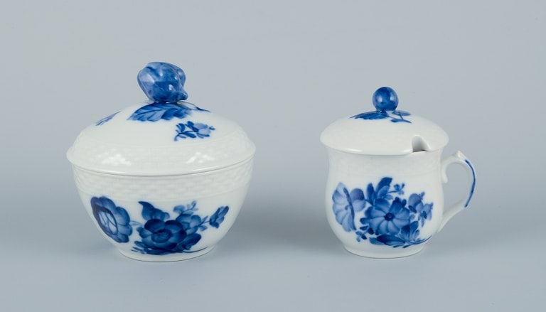 Royal Copenhagen Blue Flower Braided. A sugar bowl and a bouillon cup. - 2