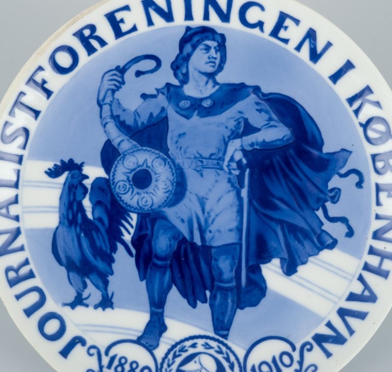 Bing & Grøndahl, rare anniversary plate "Journalistforeningen i København 1880-1910". - 3