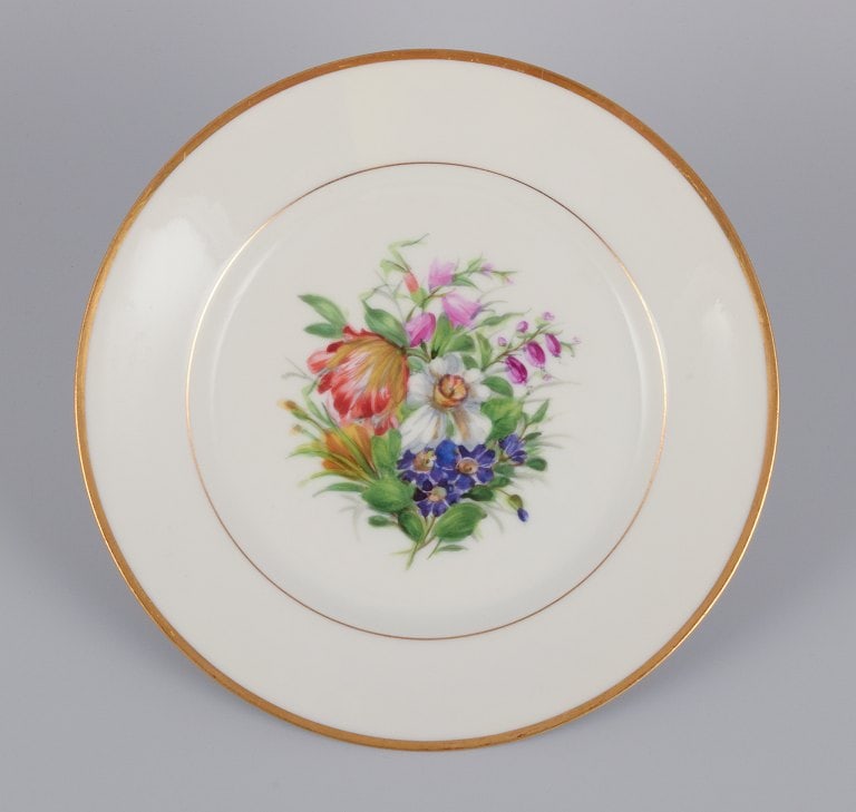 Bing & Grøndahl, Denmark. A set of five porcelain plates hand-painted with various polychrome - 5
