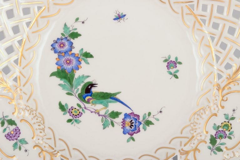 Meissen, Germany. Two open lace plates in porcelain, decorated in gold with an exotic bird on a - 7