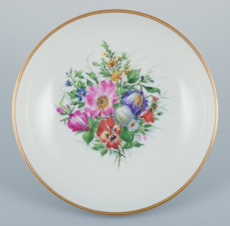 Bing & Grøndahl, a hand-painted sauceboat and bowl decorated with polychrome flowers. - 3