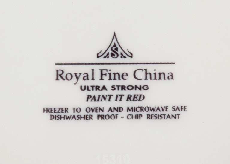 Royal Fine China, a set of six "Paint It Red" porcelain bowls. - 7