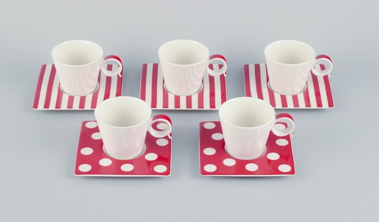 Royal Fine China, a set of five pairs of "Freshness Red" coffee cups. - 2