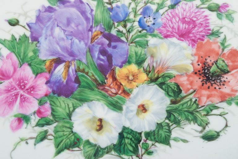 Bing & Grøndahl, large oval serving platter hand-painted with polychrome flower motifs and gold - 5