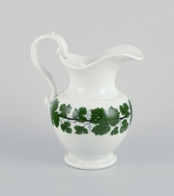 Meissen Green Ivy Vine, a large sugar bowl and a large creamer. - 4