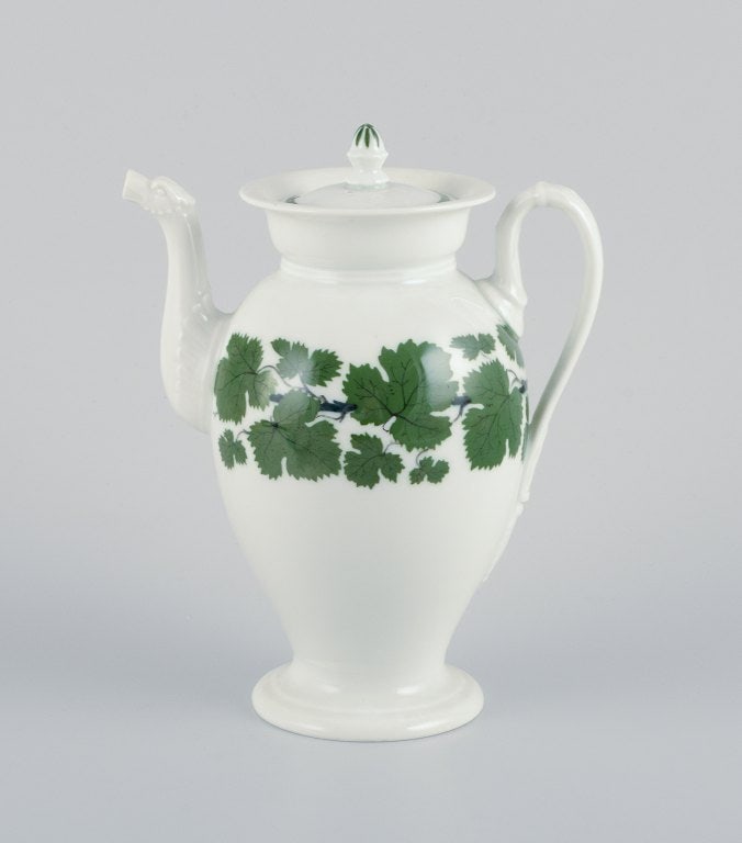 Meissen Green Ivy Vine, coffee pot. - 2