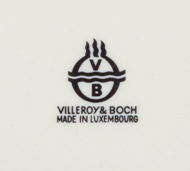 Villeroy & Boch, Luxembourg, five deep plates in stoneware featuring various vegetable motifs. - 7