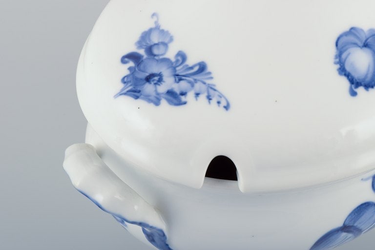 Royal Copenhagen Blue Flower Braided, large tureen. - 7