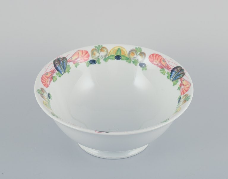 Pillivuyt, France. Large porcelain bowl with seafood motif. - 2