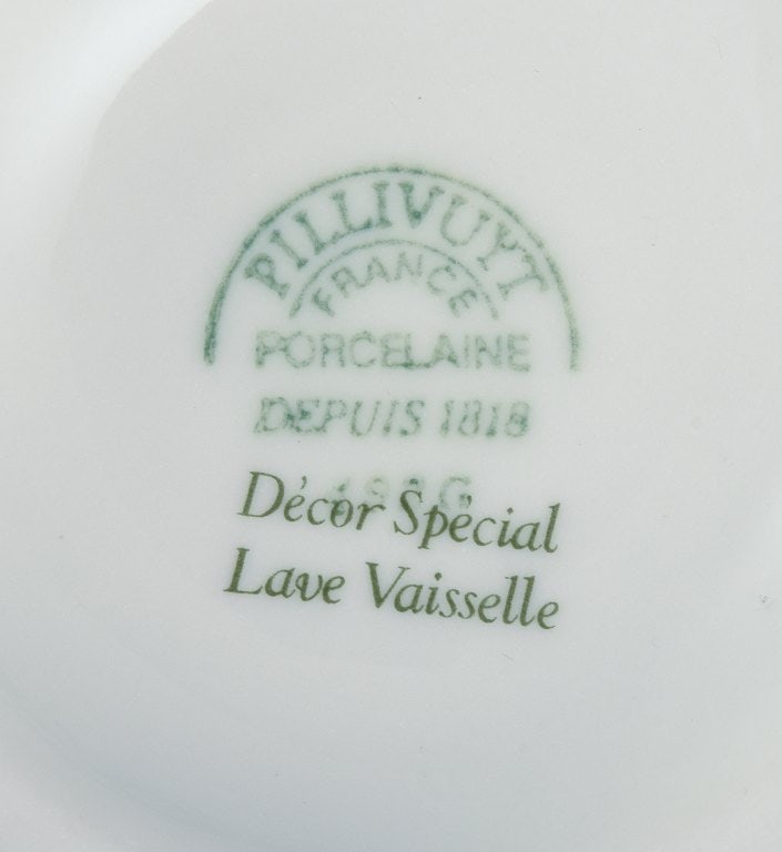 Pillivuyt, France, a set of two porcelain bowls with seafood motif. - 7