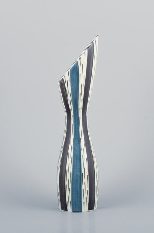 Stig Lindberg for Gustavsberg, Sweden. Anniversary vase in ceramic with blue and black glaze. - 2