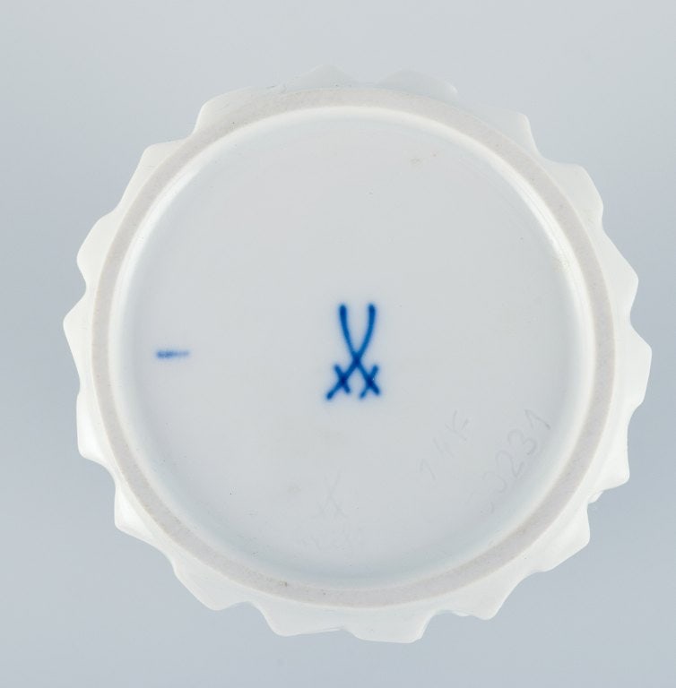 Hans Merz for Meissen, large porcelain vase in a modern design with geometric pattern and white - 7