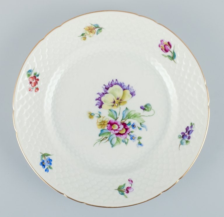 Bing & Grøndahl, Saxon Flower, a set of five lunch plates. - 7