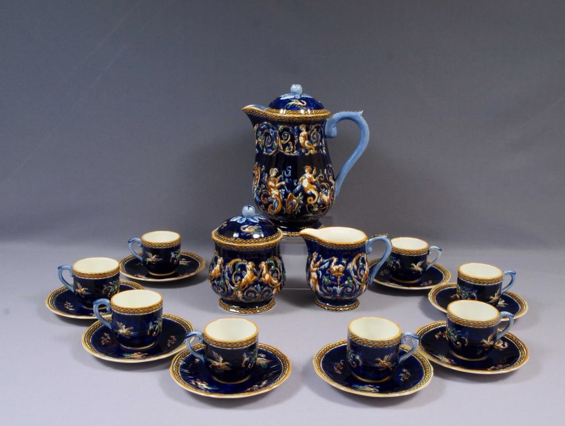GIEN France Teapot Coffee Tea Creamer Renaissance Fond Blue Bleu Faience French: This is a gorgeous Vintage Coffee/Tea set with Teapot, creamer, sugar bowl made by Gien France. The set is part of in Gien's remarkable 200 year old Renaissance Fond Bleu pattern featuring a central c