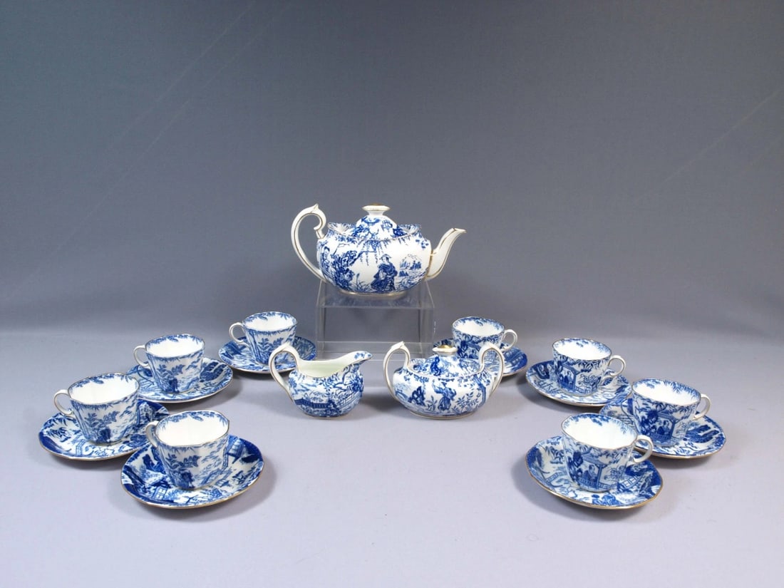 Royal Crown Derby Blue Mikado Coffee Tea Cup England Cups Sugar Teapot Vintage (1 of 14)
